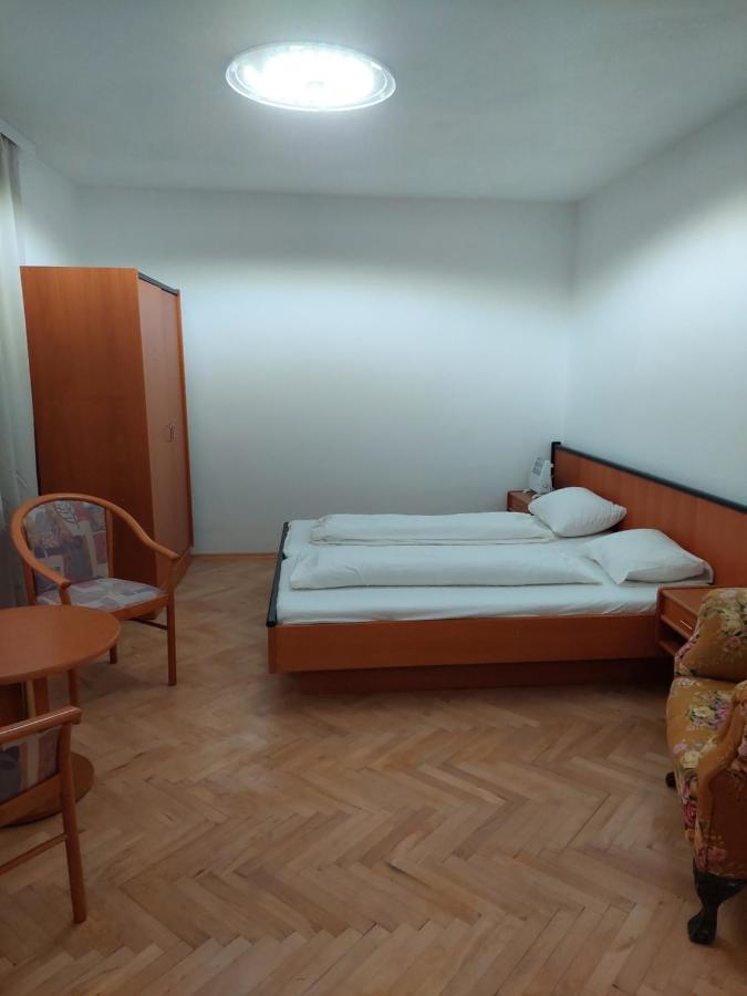 Ferienwohnung Ata Velden Velden am Wörthersee Exterior foto